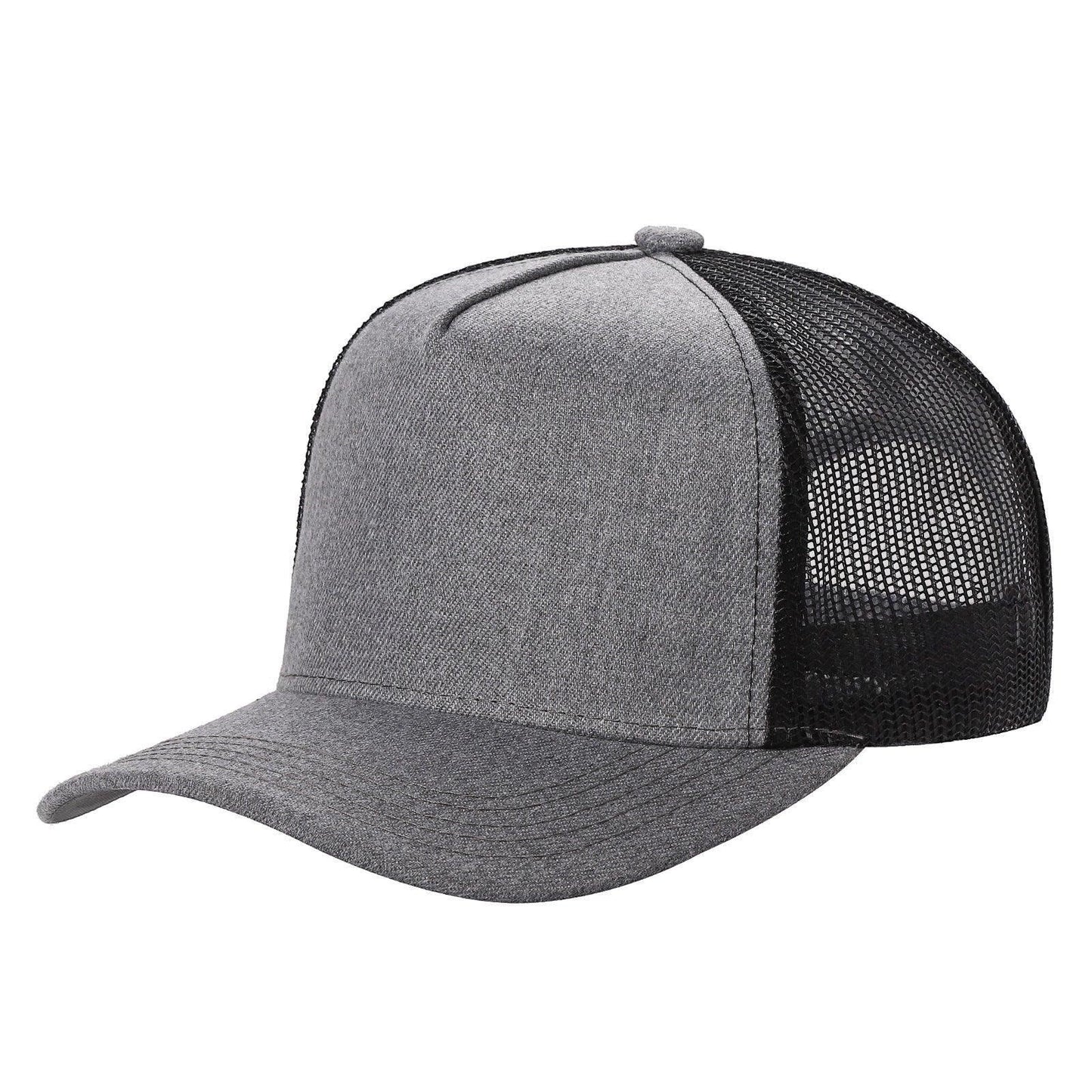 Waycap 5-panel trucker hat in heather grey with black mesh back and curved brim. Made of cotton and polyester.